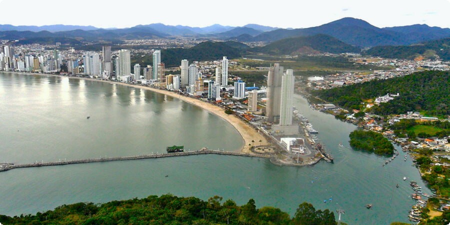 Florianopolis poza plażami: kultura, kuchnia i urok